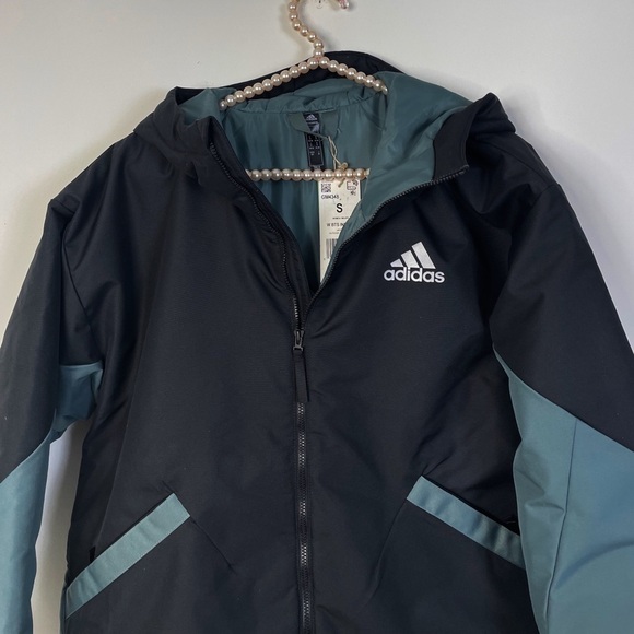 Adidas Back To Sport Insulated Jacket - Picture 7 of 8